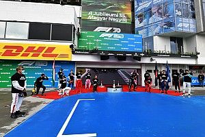 В расписание Формулы 1 внесли время для коленопреклонения