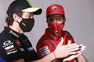 Rossi: Estaría contento de tener a Dovizioso como compañero