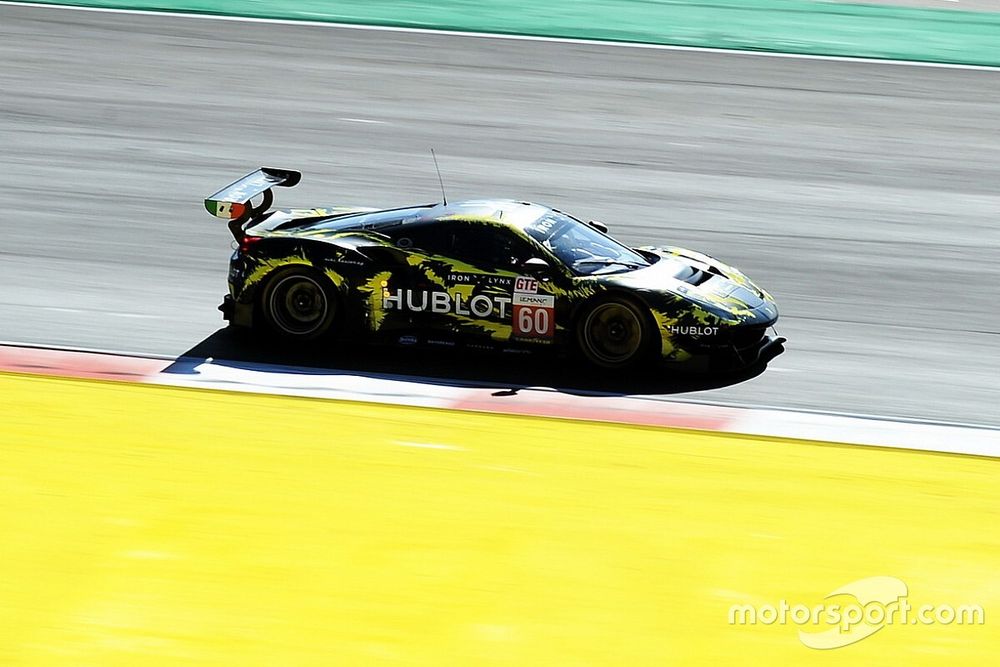 #60 Iron Lynx Ferrari F488 GTE EVO: Claudio Schiavoni, Rino Mastronardi, Nicklas Nielsen 