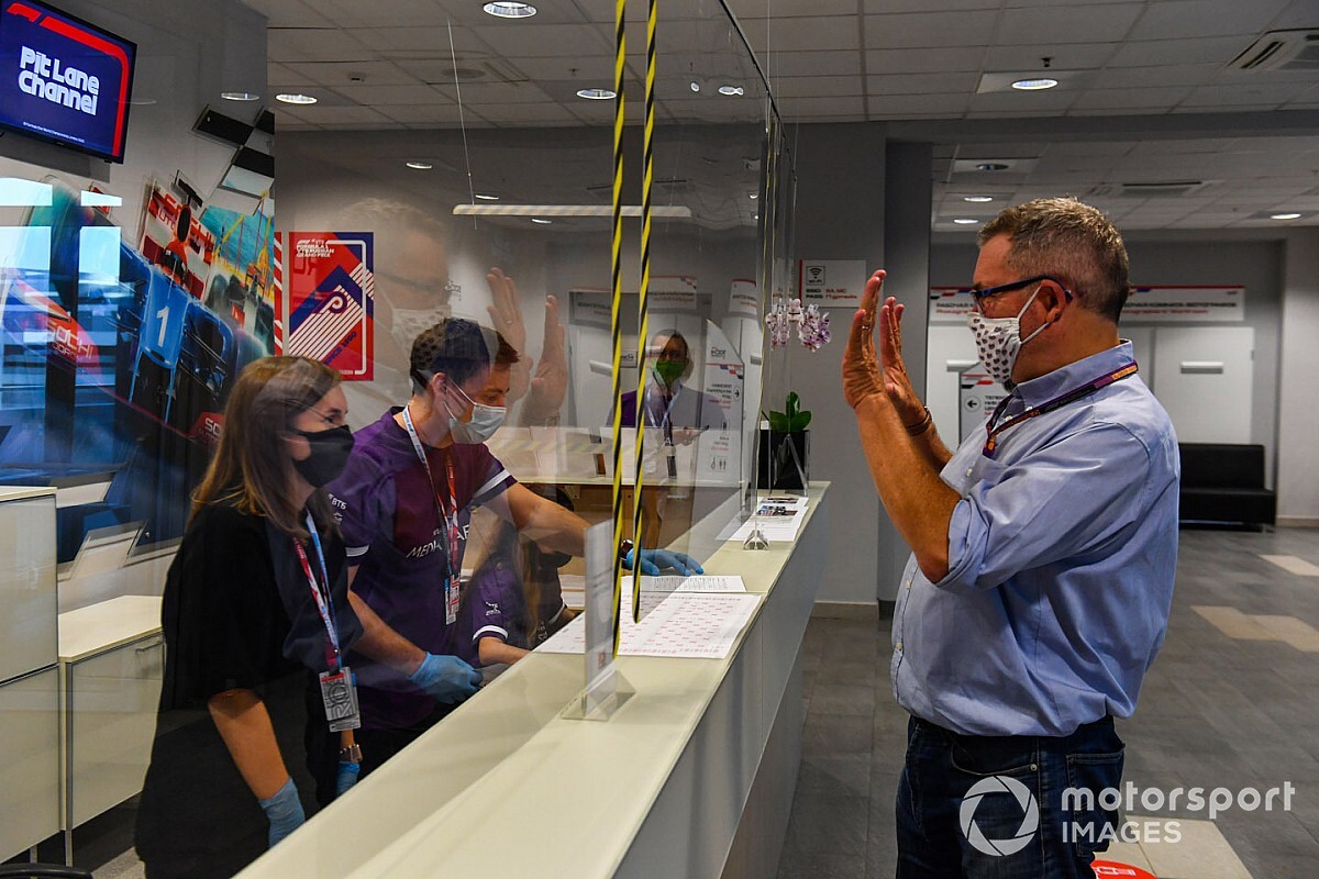 Récord de positivos en COVID-19 en la F1 antes de Sochi