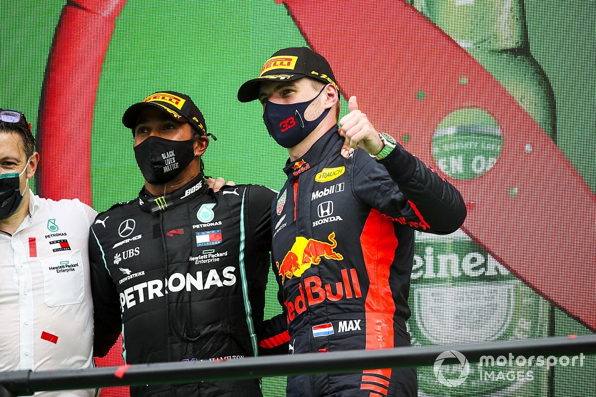 Verstappen over zegerecord: “Moet doorgaan tot mijn veertigste”