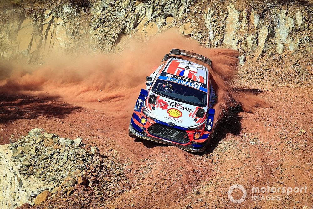 El curioso regalo de despedida de Hyundai a Loeb y Elena
