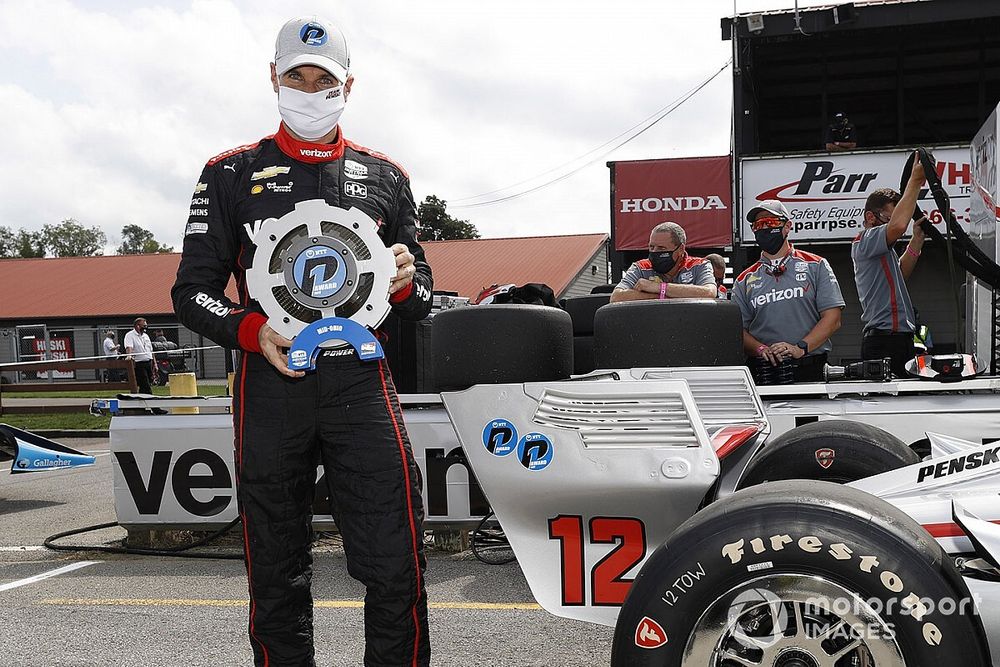 Pole sitter Will Power, Team Penske Chevrolet