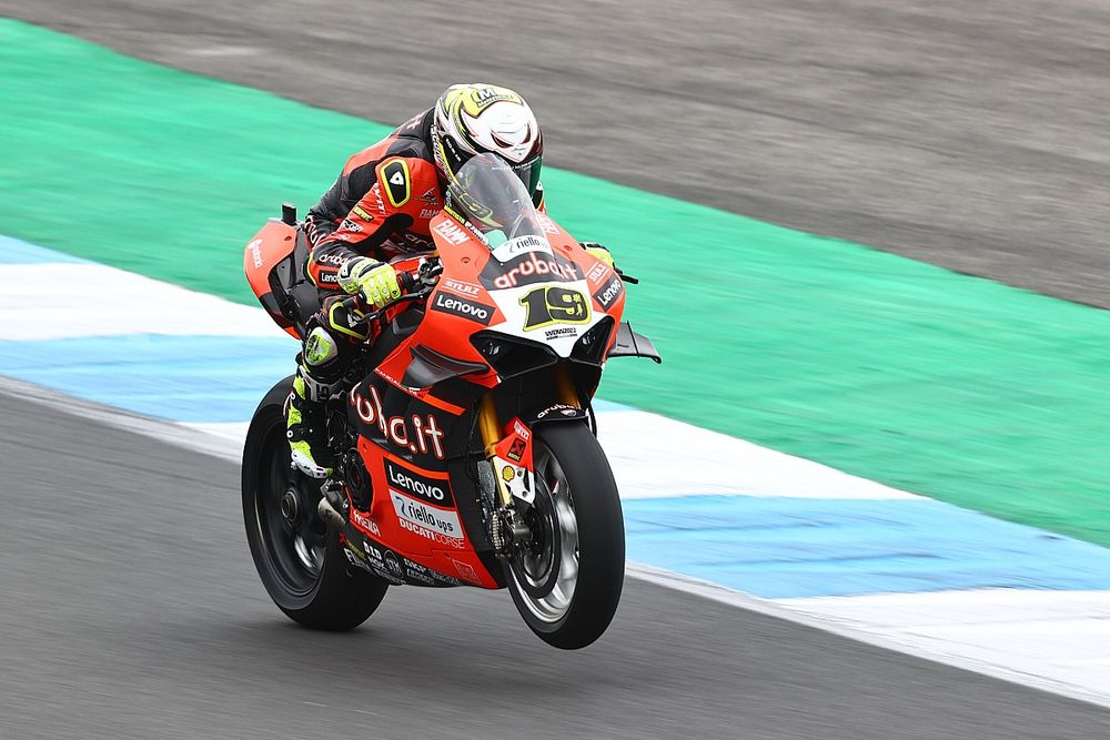 WSBK | Aruba.it rinnova con Ducati e sbarca anche in MotoGP