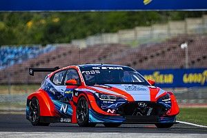 Neuville wsiądzie do „elektryka”