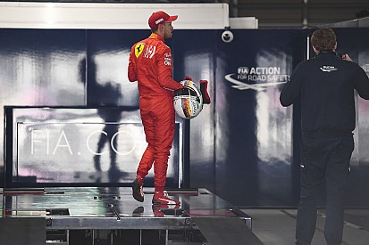 2 büntetőpont is eltűnt Vettel neve mellől, de nem nyugodhat meg