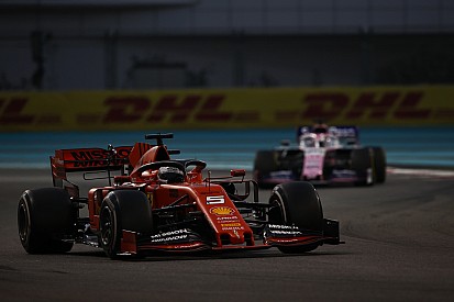 VIDEO: ¡Pérez y Vettel chocan en el test de Abu Dhabi!