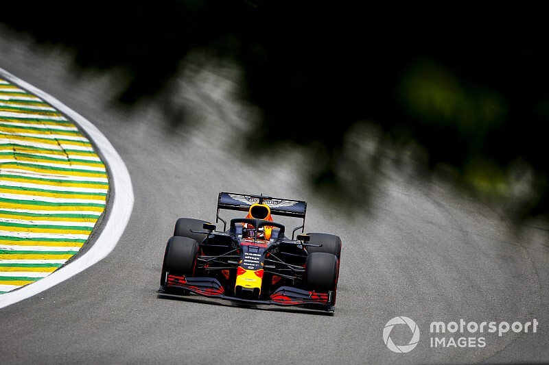 A Red Bull döntését nem befolyásolja a Mercedes és a Ferrari jövője