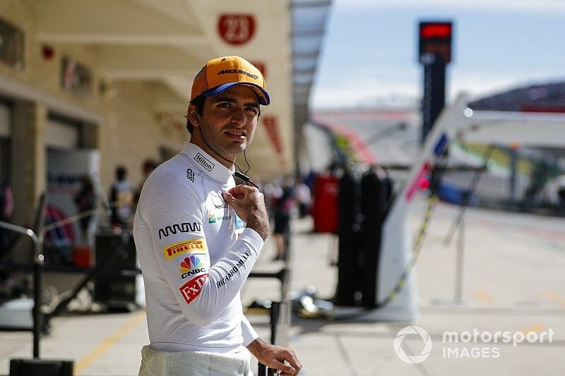 'Corintiano', Sainz elogia Vinicius Jr e Rodrygo e prefere Ronaldo a CR7
