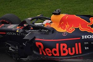 Verstappen szerint nevetségesen gyors a Ferrari, Albon autót tört