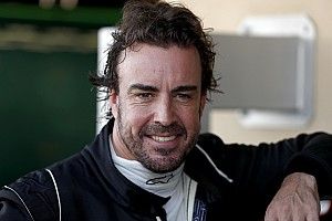 Briatore szerint Alonso személyében "egy rottweiler" ment az Aston Martinhoz