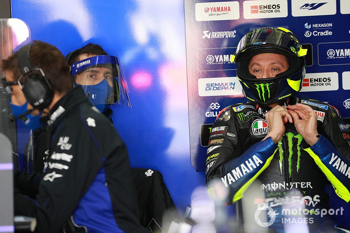 Rossi cleared to race in Valencia GP after negative COVID tests