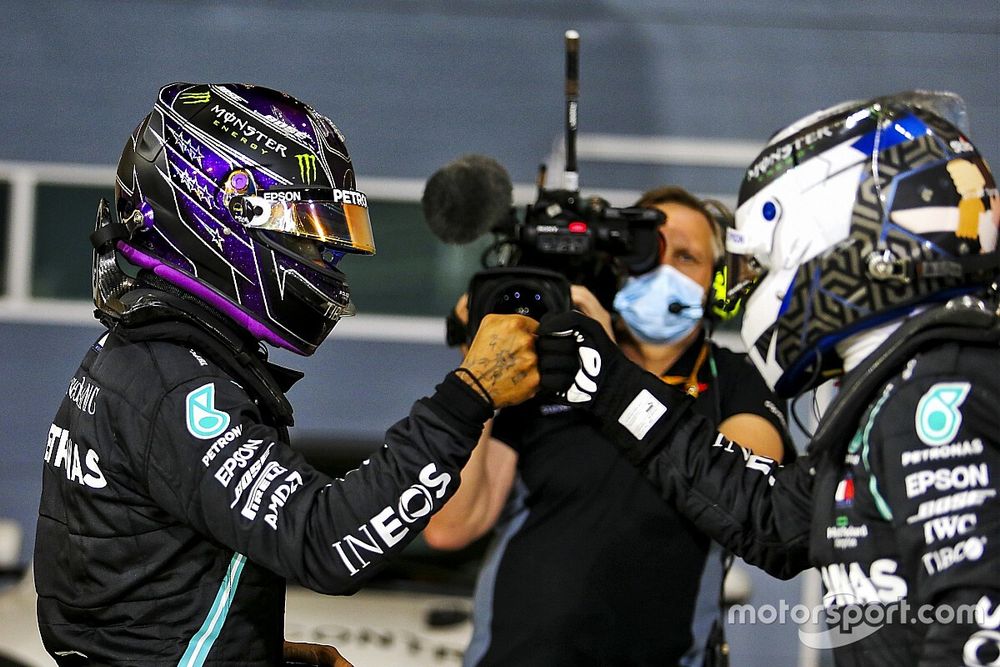 Hamilton heer en meester in kwalificatie Grand Prix van Bahrein