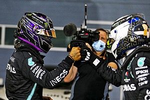 Hamilton heer en meester in kwalificatie Grand Prix van Bahrein