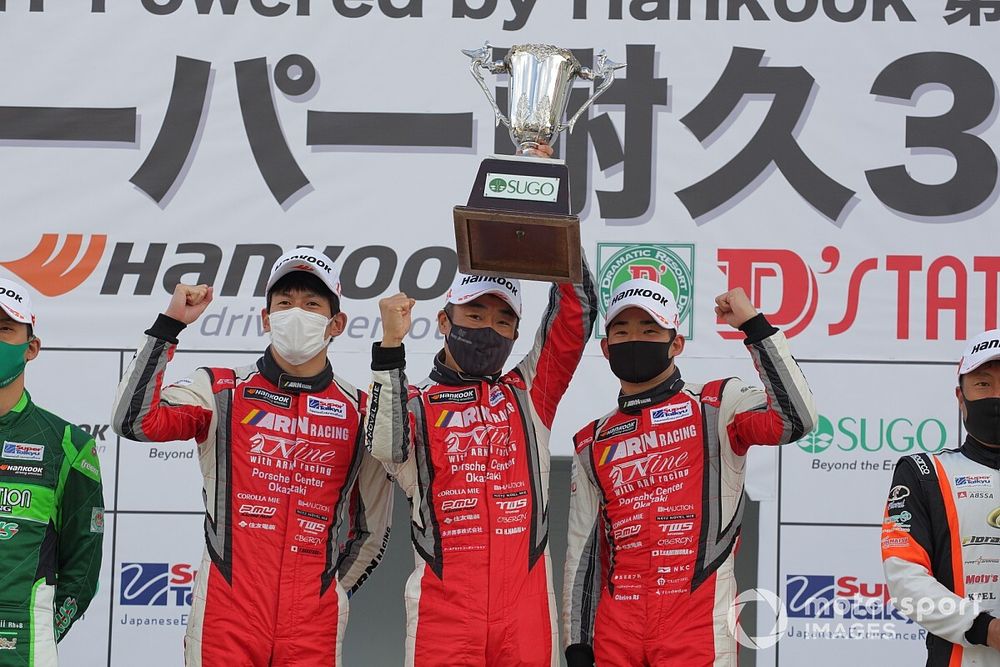 スーパー耐久第2戦SUGO:グループ1レースはPC Okazakiポルシェが今季初優勝