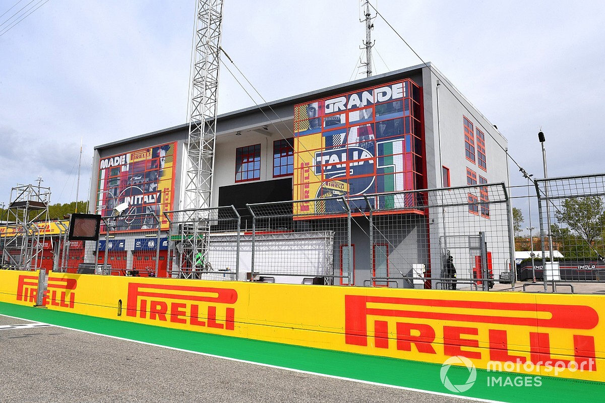 Trofi Sarat Filosofi dari Pirelli untuk Peraih Podium di Imola