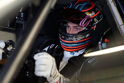Mortara se estrenó con Mercedes en Jerez