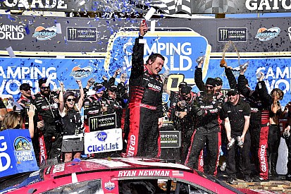 NASCAR Roundtable: Tackling hot topics and wrapping up Phoenix
