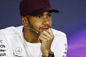 Dengan komponen “unik”, Hamilton harap bisa kalahkan Ferrari