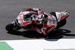 Ducati menuntut gaya balap yang tidak masuk akal