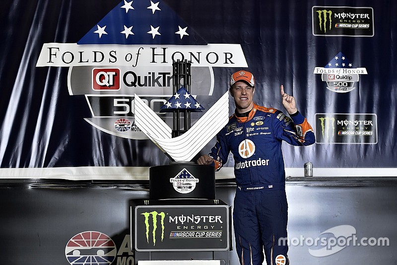 Brad Keselowski regala la vittoria alla Penske ad Atlanta