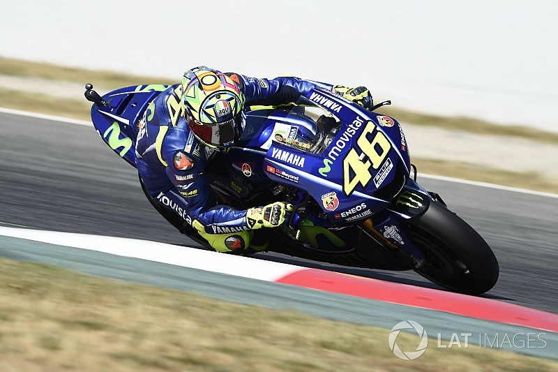 Rossi: "La M1 non curva, quindi stressa molto la gomma dietro"