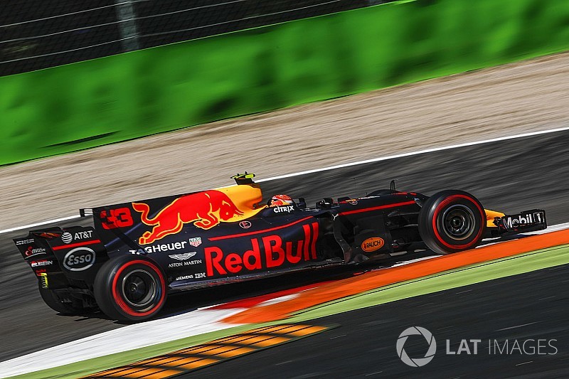 Red Bull ago della bilancia a Singapore fra Mercedes e Ferrari?
