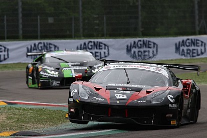 Marco Cioci sale sulla Ferrari 488 dell'Easy Race al Mugello