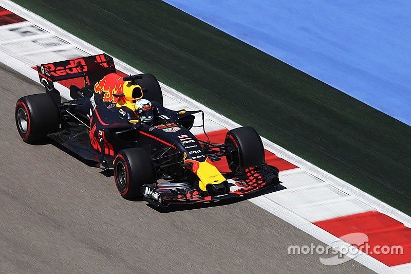 Red Bull se resigna: Ferrari y Mercedes están muy lejos