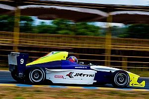 Coimbatore JK Tyre: Chatterjee wins Race 1 as Prasad retires
