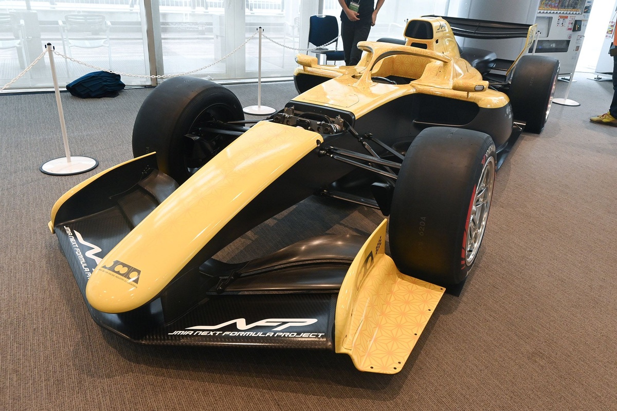 1/10 フォーミュラ即走行可 ニッポンのモノづくり技術を結集！ 次世代フォーミュラ『JNFP-1』は