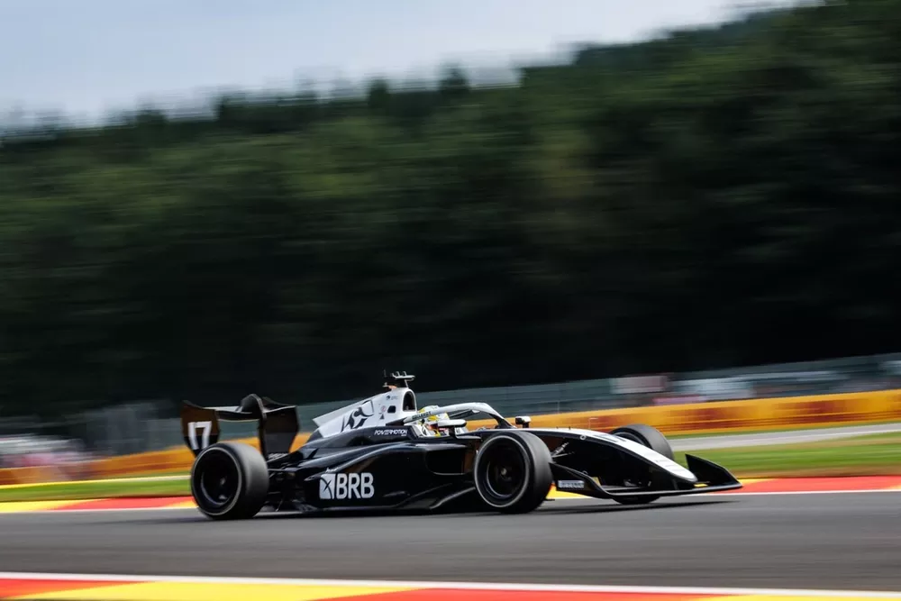 468140_1211864_spa_gp_dl_6489