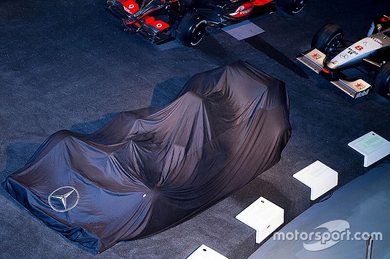 Daimler'in CEO'su, Mercedes'in F1'den ayrılacağını yalanladı!