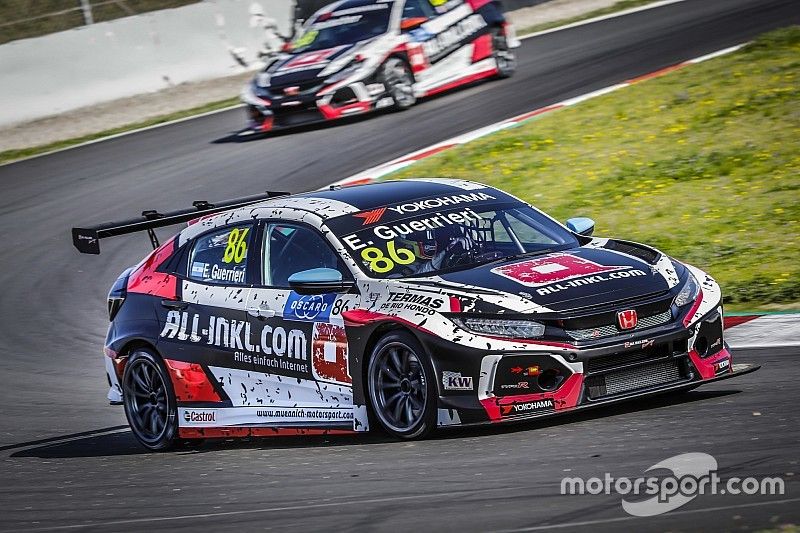 Galería: Las pruebas del WTCR en Barcelona