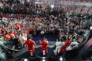 Vettel nagyon boldog, Hamilton kissé letörten nyilatkozott: Kimi?