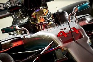 Lewis Hamilton ingin lanjut balap F1 sampai 2020