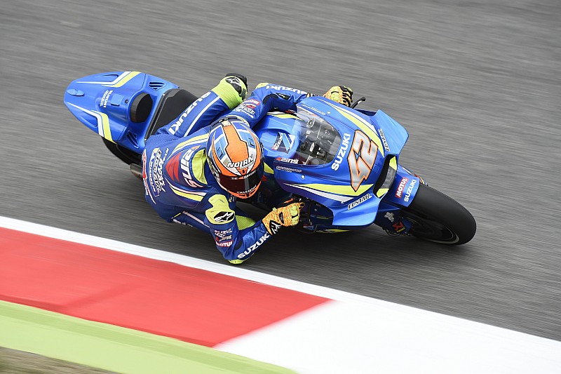 Rins: “Tengo el hombro tocado”