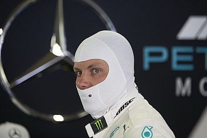 Bottas: Yeni motorla ilgili sorunlarımız var