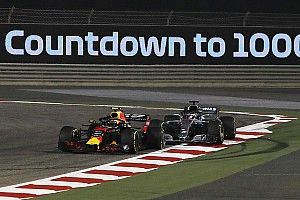 Verstappen "too greedy" with Hamilton move - Ricciardo