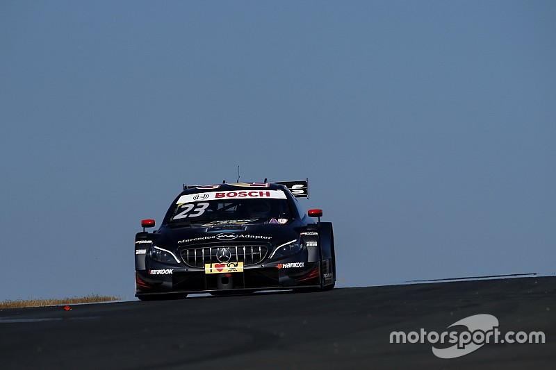 Juncadella conquista la pole position per Gara 1 di Brands Hatch