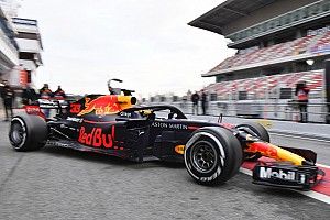 Verstappen positief na eerste dag met RB14: “Vorig jaar grote problemen, nu beter”