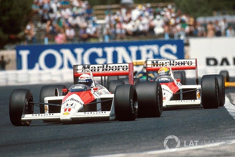 Alain Prost, McLaren MP4/4, devant Ayrton Senna, McLaren MP4/4