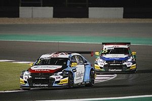 Qatar WTCC: Chilton wins as Bjork closes on title