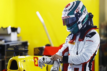 Fukuzumi laat drie Super Formula-ronden schieten voor Formule 2