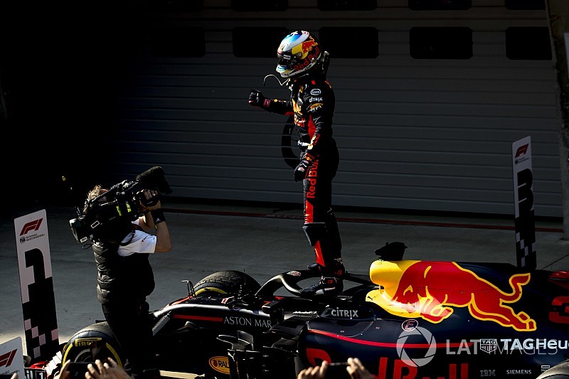 Ricciardo: őrült sport az F1, ez most a tévében is jól mutatott