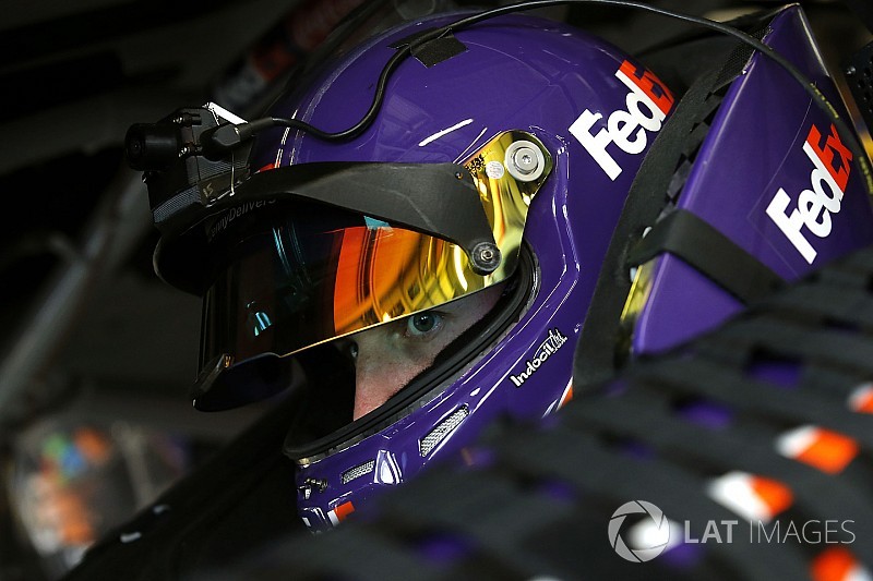 Denny Hamlin takes Stage 2 win in one-lap shootout at Kansas