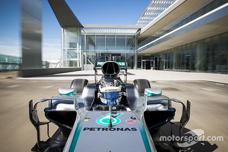 Bottas não promete Mercedes à frente de Red Bull e Ferrari