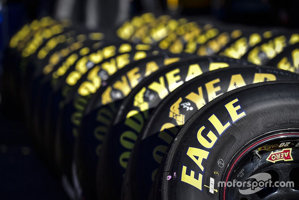 Cup and Xfinity teams to run same tire at Darlington