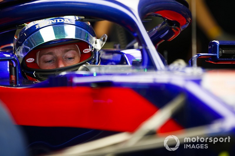 Verstappen, Ricciardo ve Hartley bir ceza daha aldı