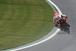 Márquez lidera la práctica 3 y Rossi irá a la Q1